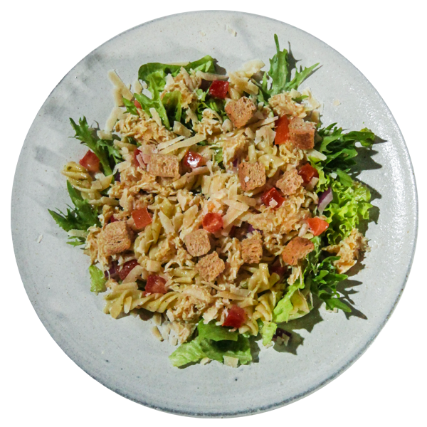 SALADA CHICKEN CAESAR PASTA SALAD_boal maior franquia de alimentação saudável do brasil e hemisfério sul destaque 1