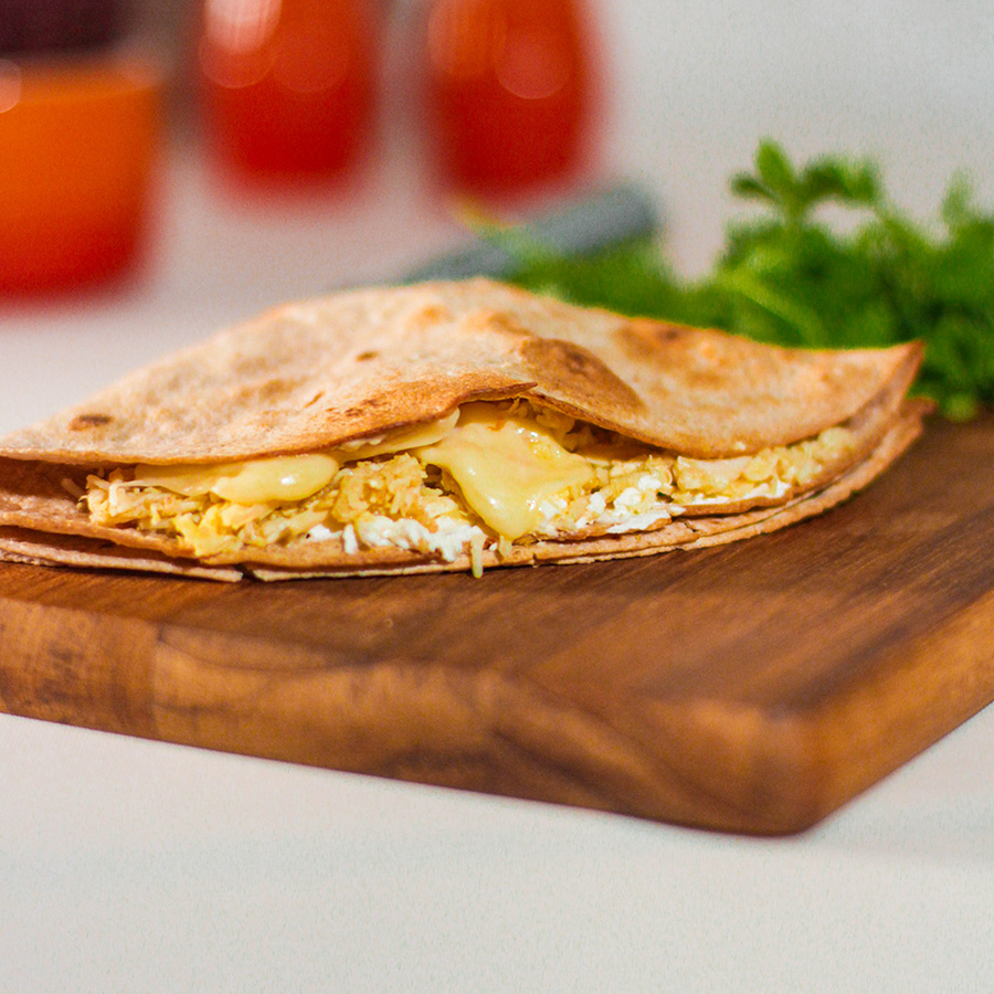 TOSTILHA FRANGO E PARMESÃO BOALI maior franquia de alimentação saudável do Brasil e Hemisfério sul DESTAQUE